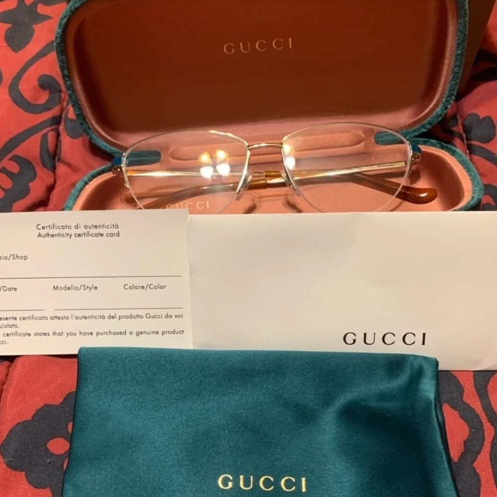 Gucci Clear Frame Glasses